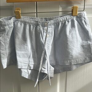 Brandy Melville Linen Blue and White shorts